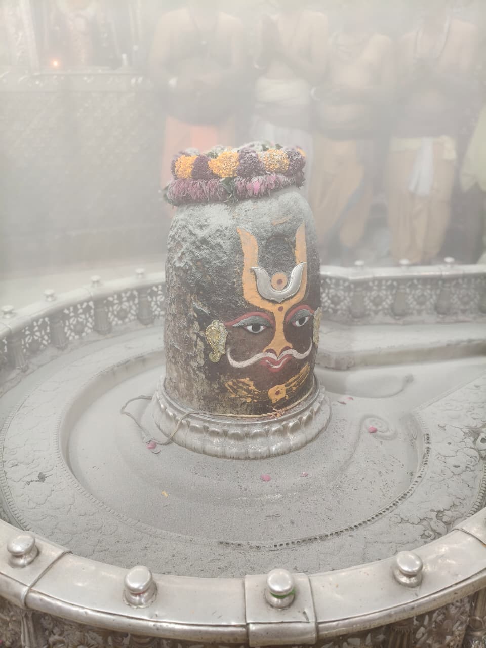 Shri Mahakaleshwar Jyotirlinga temple spire at dawn